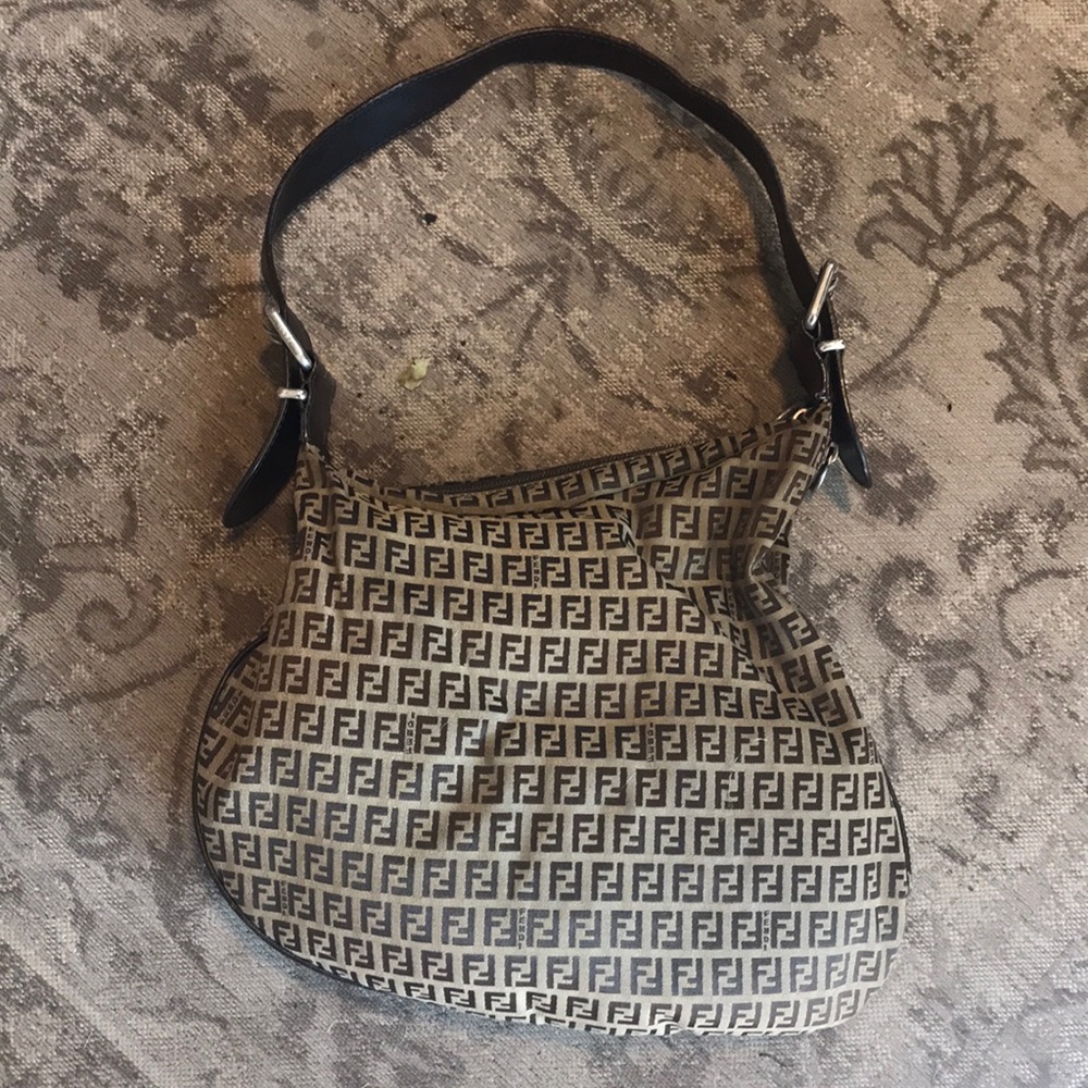 Vintage Fendi Oyster bag
